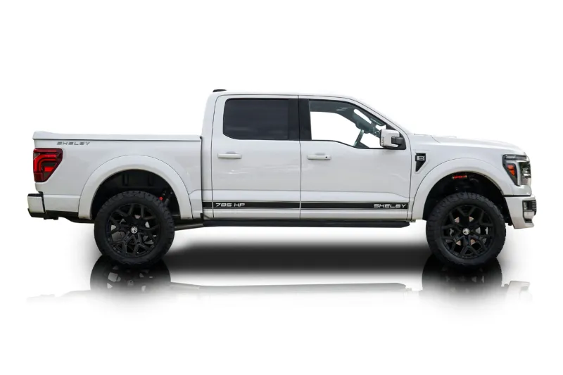 An incredible side shot photo of aFord F-150 that you should buy.