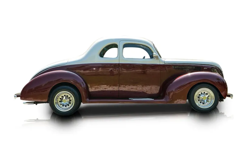 An incredible side shot photo of aFord Deluxe that you should buy.