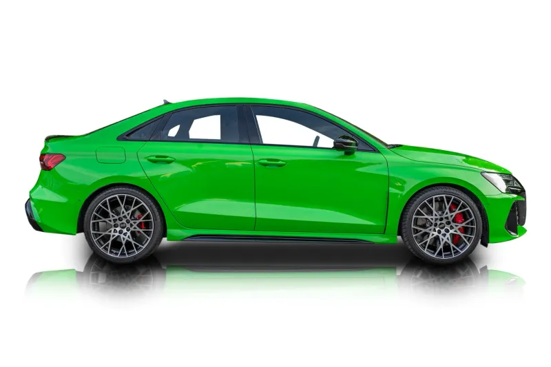 An incredible side shot photo of aAudi RS3 that you should buy.
