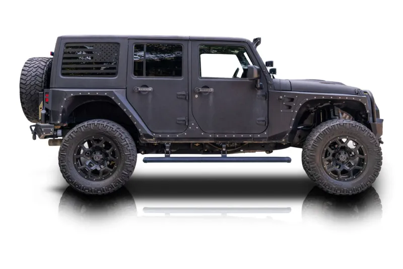 An incredible side shot photo of aJeep Wrangler that you should buy.