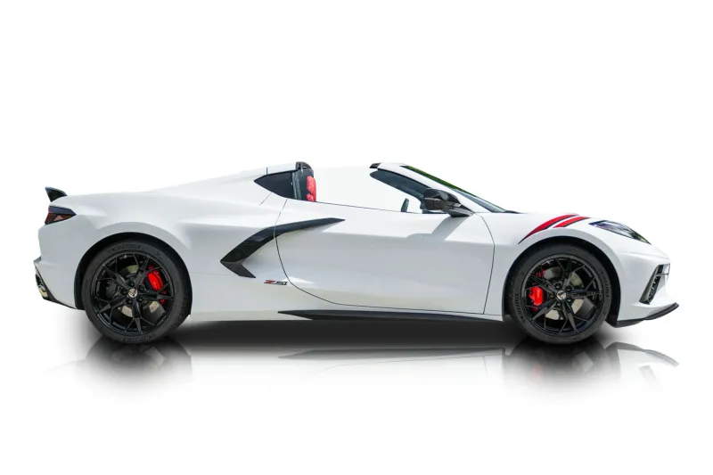 An incredible side shot photo of aChevrolet Corvette that you should buy.