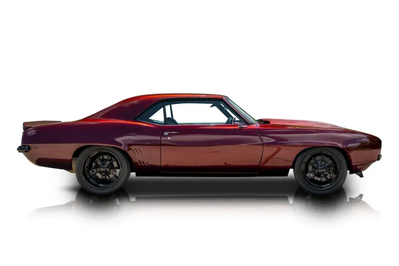 An incredible side shot photo of aChevrolet Camaro that you should buy.