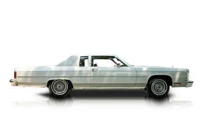 Passenger side photo of 1978 Lincoln Continental