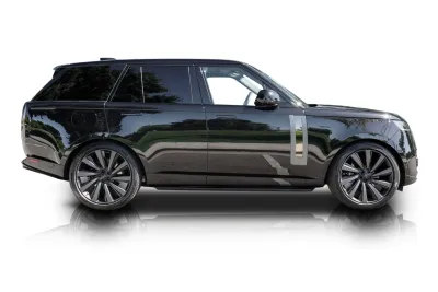 Passenger side photo of 2026 Land Rover Range Rover