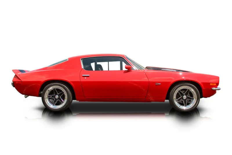 An incredible side shot photo of aChevrolet Camaro that you should buy.