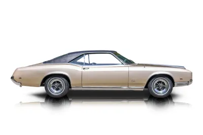 Passenger side photo of 1967 Buick Riviera