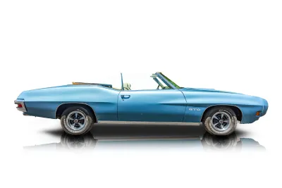 Passenger side photo of 1970 Pontiac GTO