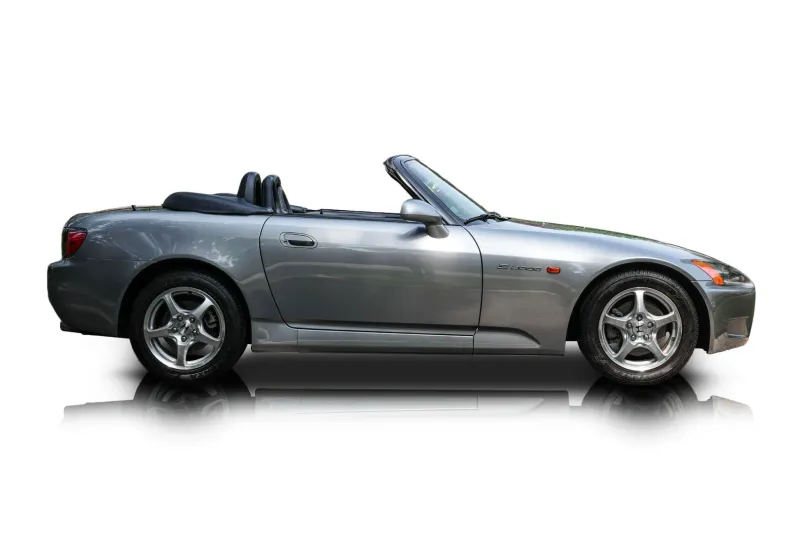 An incredible side shot photo of aHonda S2000 that you should buy.