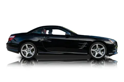 Passenger side photo of 2016 Mercedes-Benz SL550