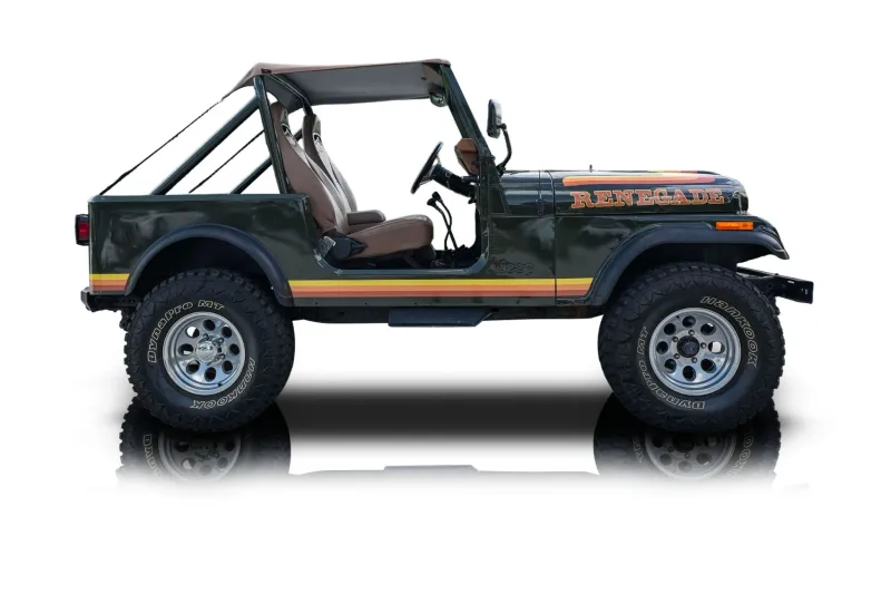 An incredible side shot photo of aJeep CJ-7 that you should buy.