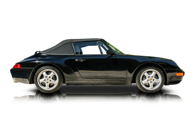 An incredible side shot photo of aPorsche 911 that you should buy.