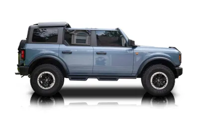 Passenger side photo of 2023 Ford Bronco