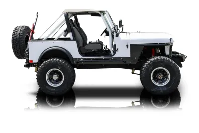 Passenger side photo of 1982 Jeep CJ-7