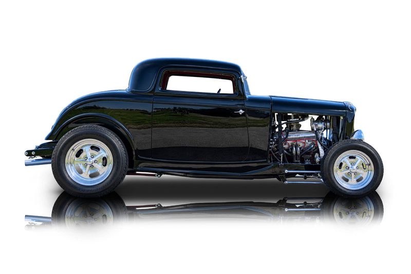 An incredible side shot photo of aFord Model 18 that you should buy.