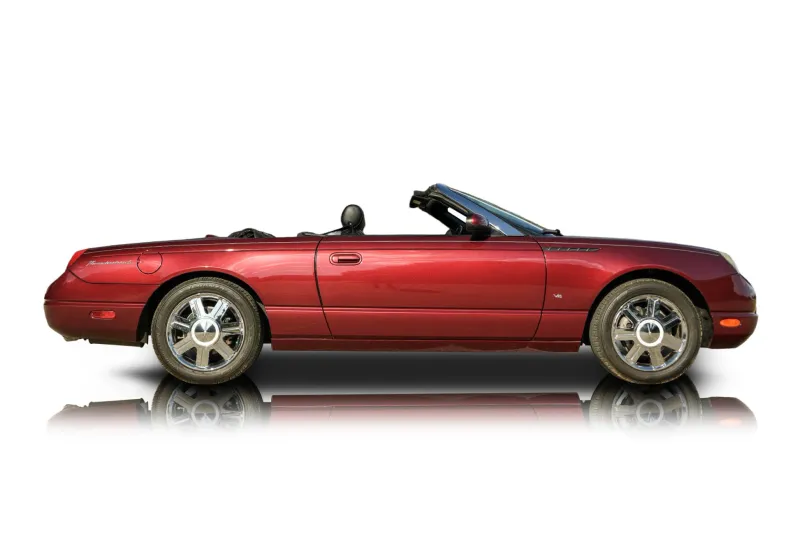 An incredible side shot photo of aFord Thunderbird that you should buy.
