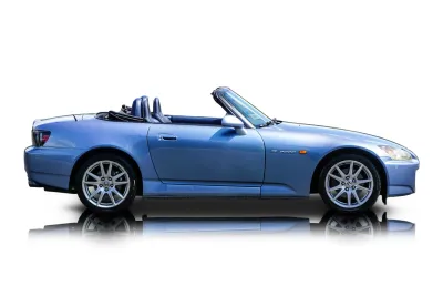 Passenger side photo of 2004 Honda S2000