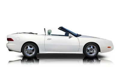 Passenger side photo of 2004 Avanti II