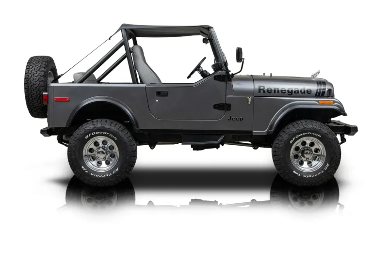 An incredible side shot photo of aJeep CJ-7 that you should buy.