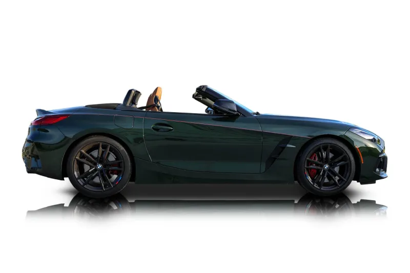 An incredible side shot photo of aBMW Z4 that you should buy.