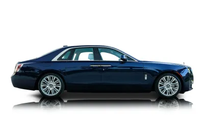 Passenger side photo of 2022 Rolls-Royce Ghost