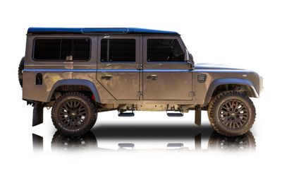 Passenger side photo of 1992 Land Rover Defender 110