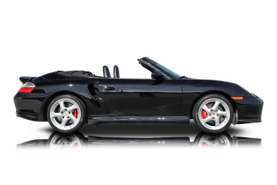 Passenger side photo of 2004 Porsche 911