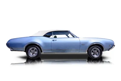 Passenger side photo of 1969 Oldsmobile 442