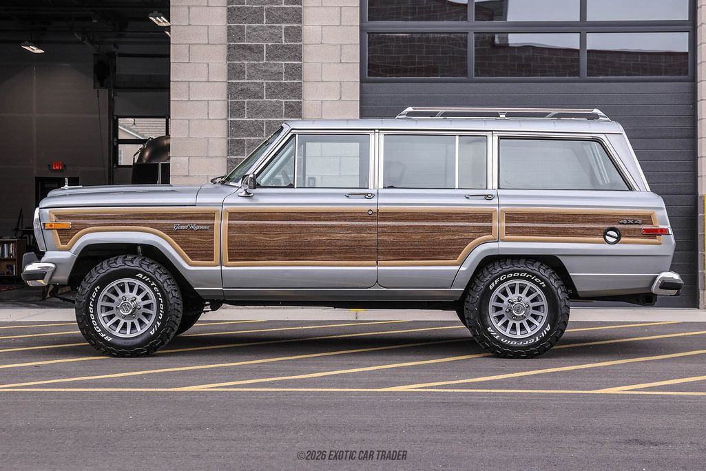 1991 Jeep Grand Wagoneer for sale
