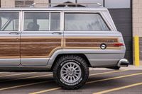 1991 Jeep Grand Wagoneer for sale