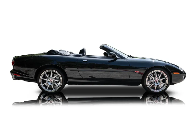 An incredible side shot photo of aJaguar XKR that you should buy.