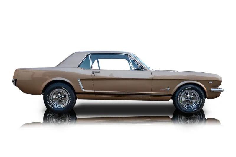 An incredible side shot photo of aFord Mustang that you should buy.