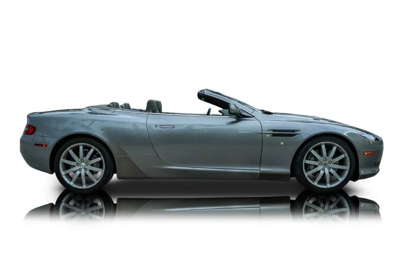 An incredible side shot photo of aAston Martin DB9 that you should buy.