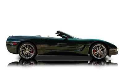 Passenger side photo of 2001 Chevrolet Corvette