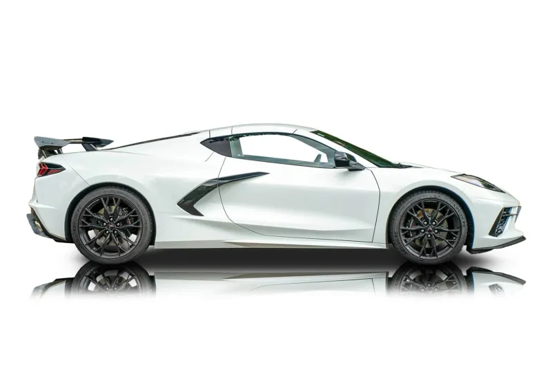 An incredible side shot photo of aChevrolet Corvette that you should buy.