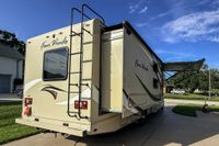 2017 Thor Motor Coach Four Winds 30D for sale