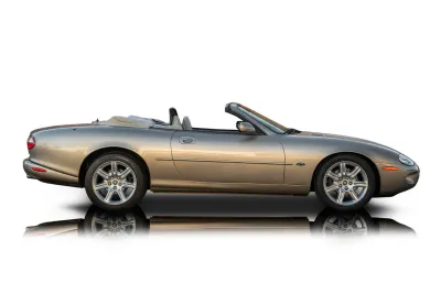 Passenger side photo of 2000 Jaguar XK8