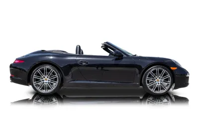 Passenger side photo of 2015 Porsche 911