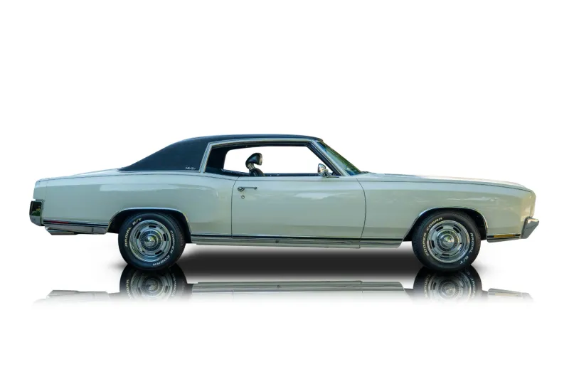 An incredible side shot photo of aChevrolet Monte Carlo that you should buy.