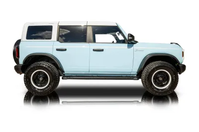 Passenger side photo of 2023 Ford Bronco