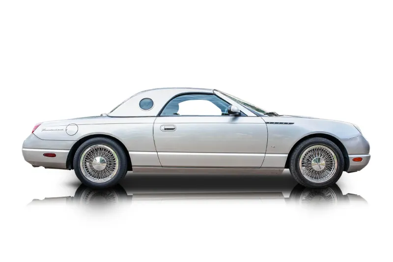 An incredible side shot photo of aFord Thunderbird that you should buy.