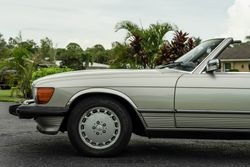 1989 Mercedes-Benz 560SL for sale