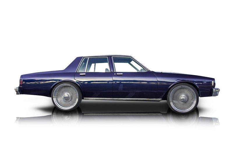 An incredible side shot photo of aChevrolet Impala that you should buy.