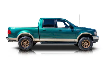Passenger side photo of 2001 Ford F-150