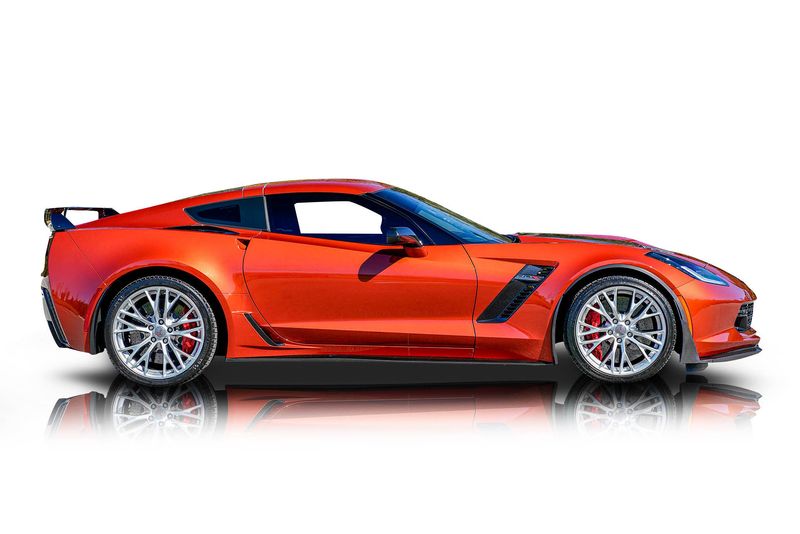 An incredible side shot photo of aChevrolet Corvette that you should buy.
